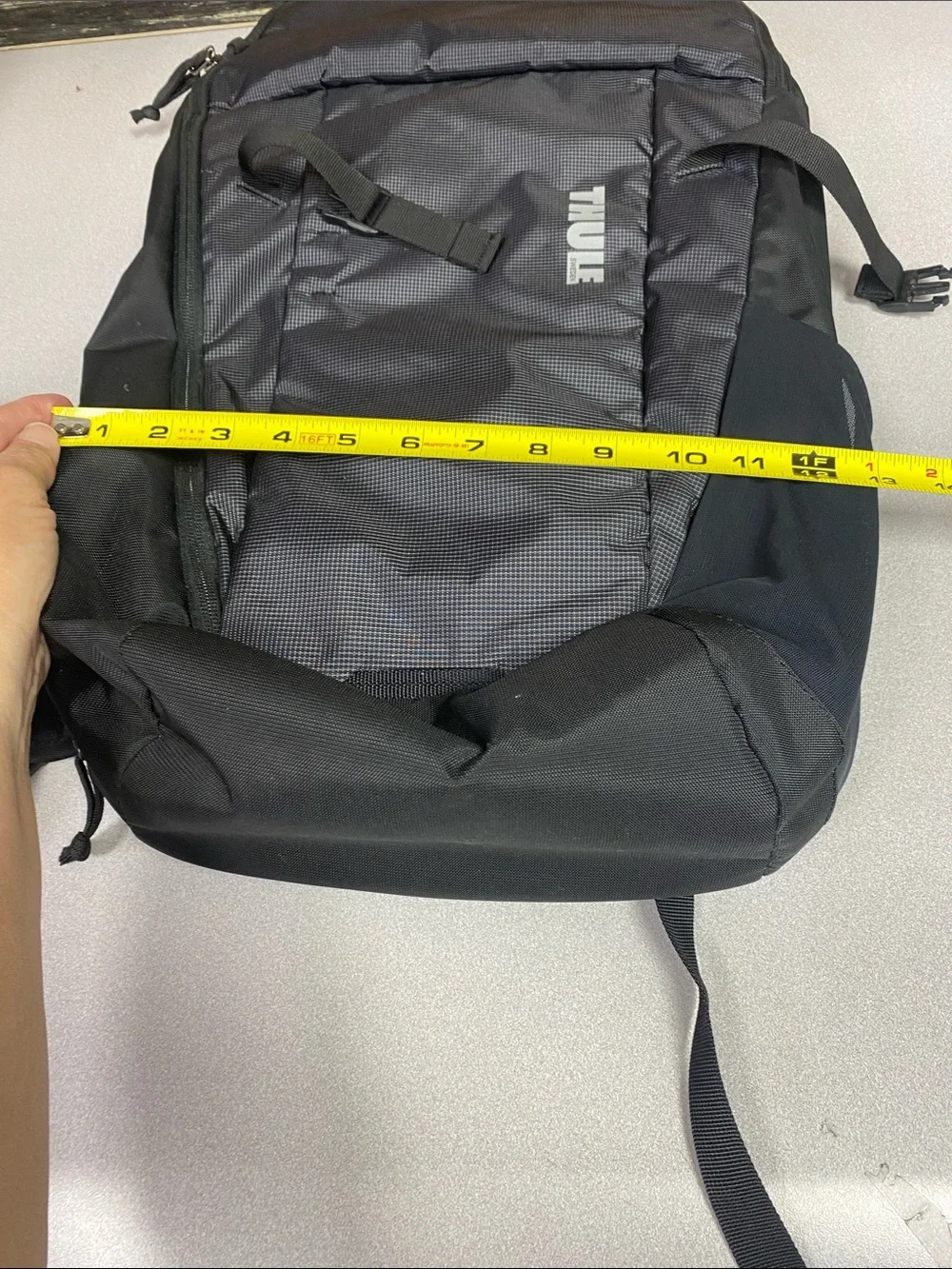 Thule Black Men's Everyday Backpack